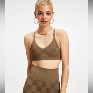 GOOD AMERICAN SHINE CROSSBACK BRALETTE  IN BLACK